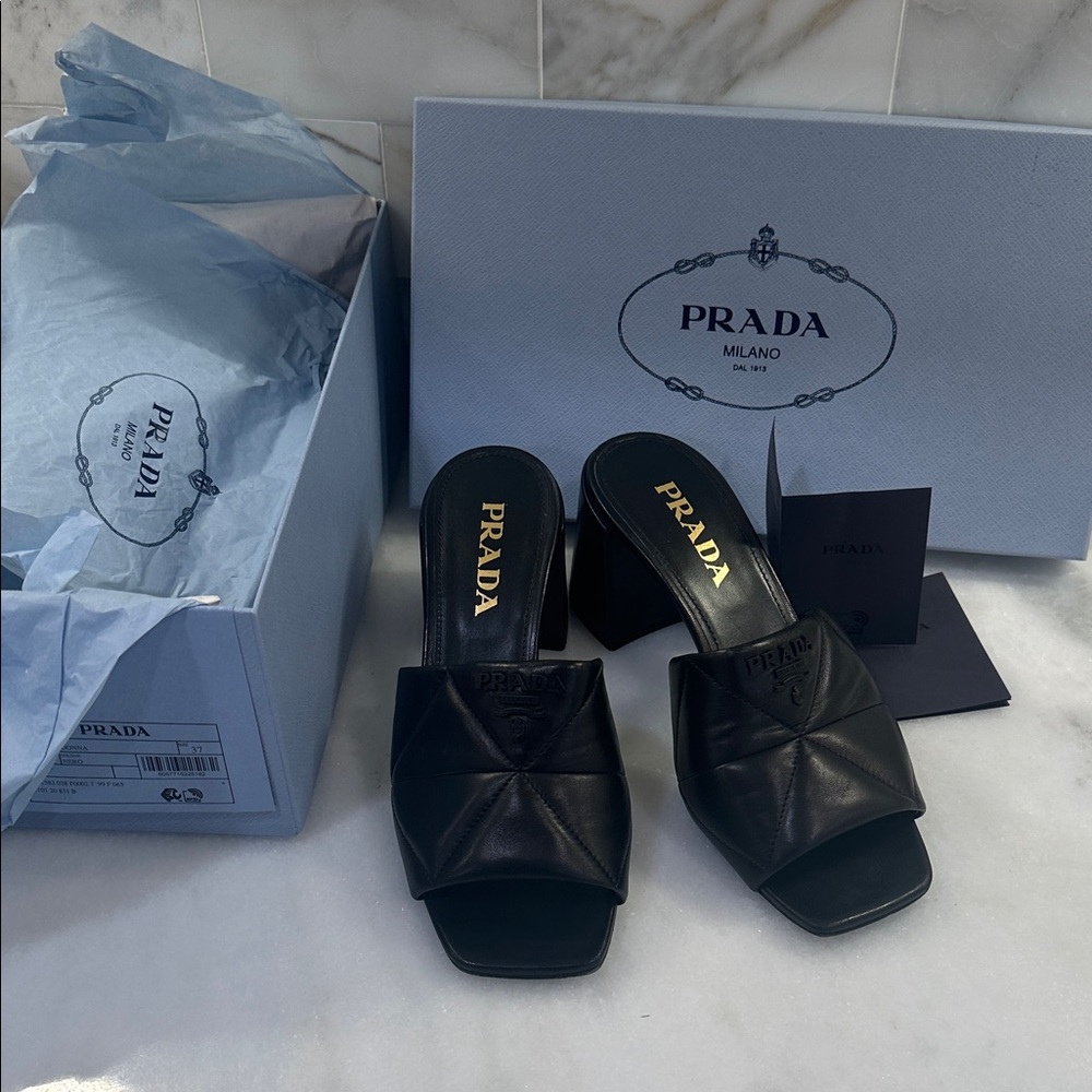 Prada Women's Black Quilted Leather Mules Calzature Donna sz37 MINT